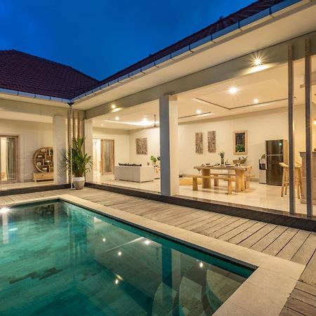 ☆ Villa Larissa ☆ Seminyak 2Br Pool Kuta Petitenget Buitenkant foto