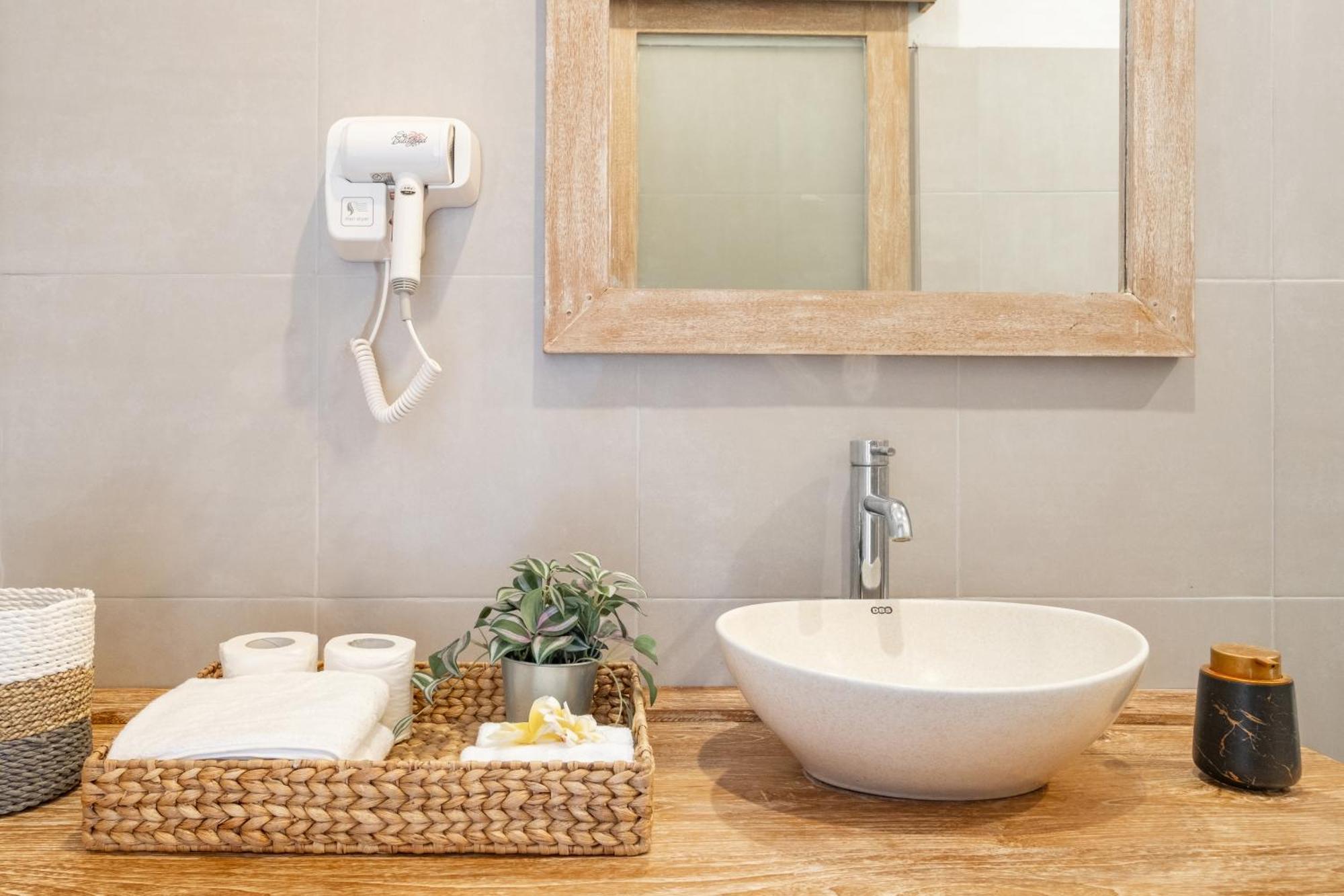 ☆ Villa Larissa ☆ Seminyak 2Br Pool Kuta Petitenget Buitenkant foto